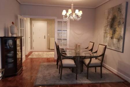 Habitacion Con Bano Privado En Bilbao Kültér fotó